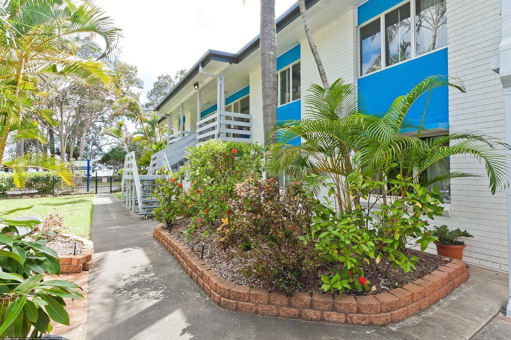 Silver Sands Apartments Hervey Bay Exteriör bild